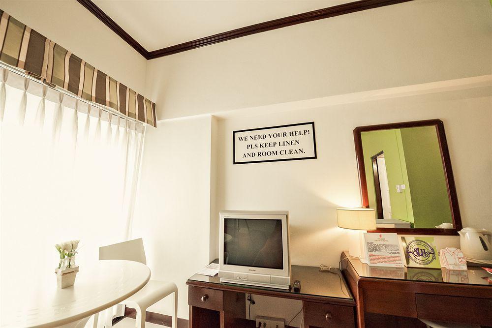 A-2 House Hostel Bangkok Buitenkant foto